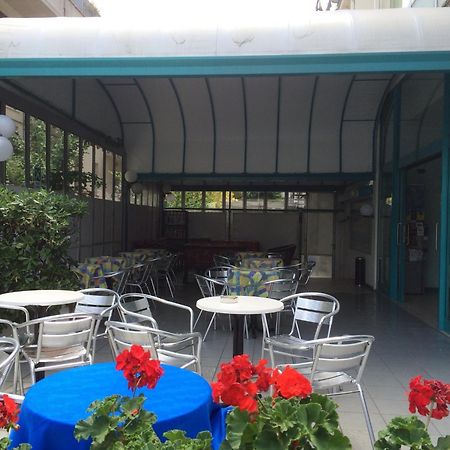 Hotel Sultano Rimini Buitenkant foto