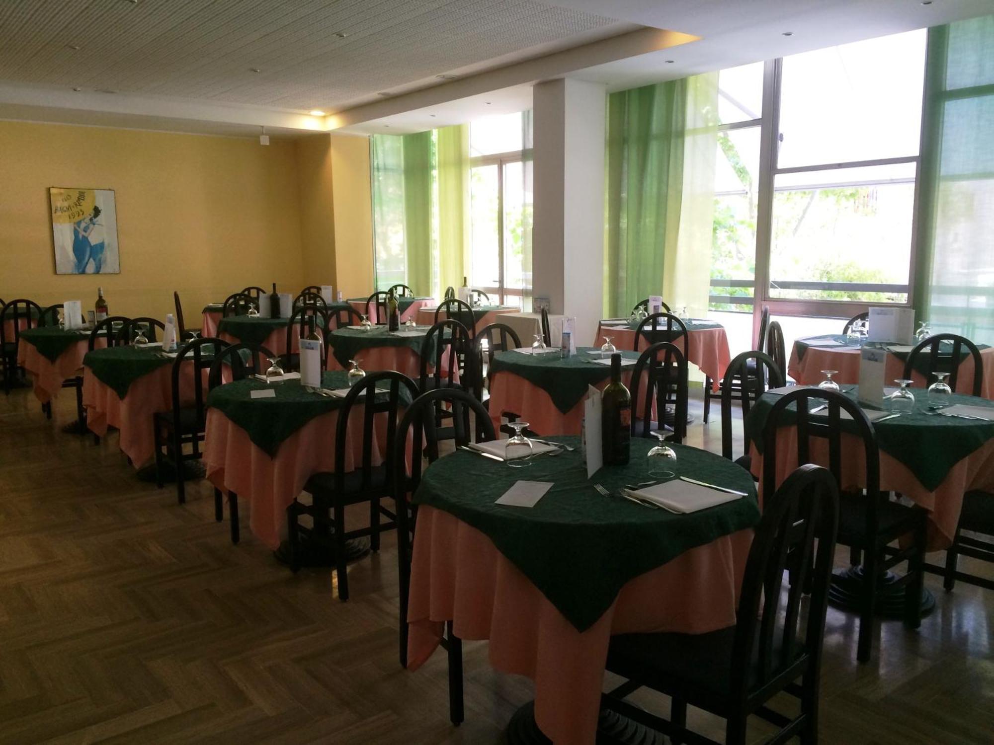 Hotel Sultano Rimini Buitenkant foto