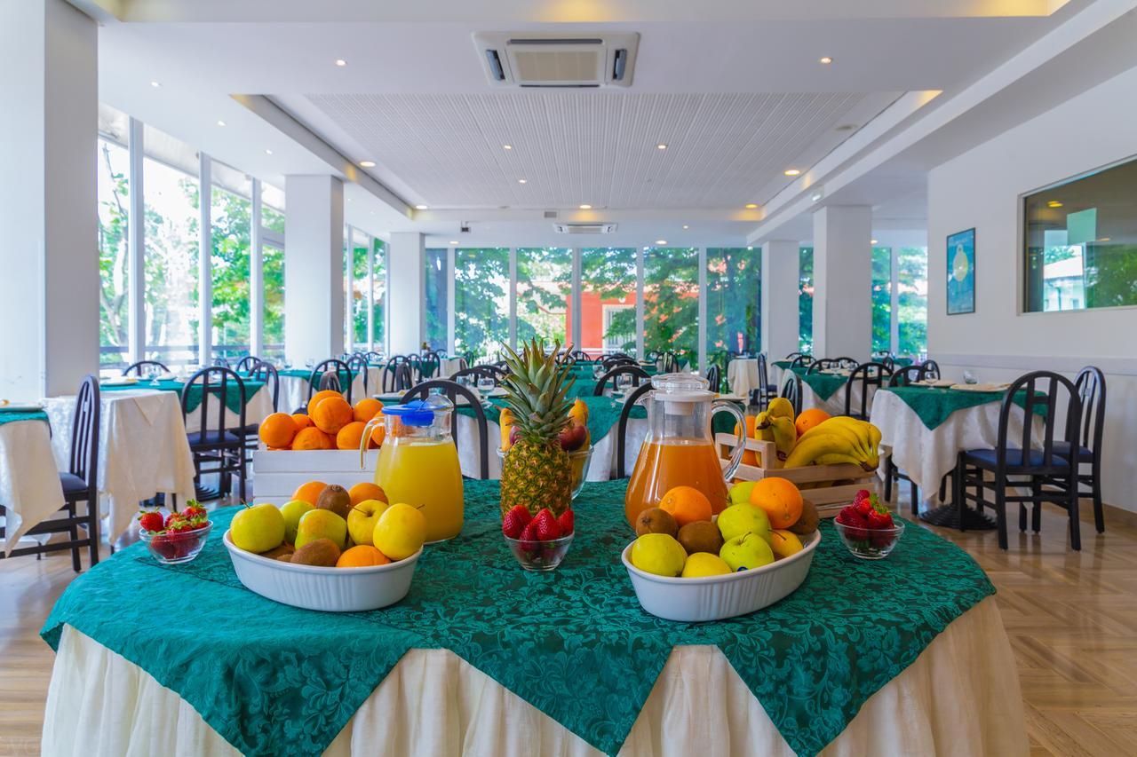 Hotel Sultano Rimini Buitenkant foto