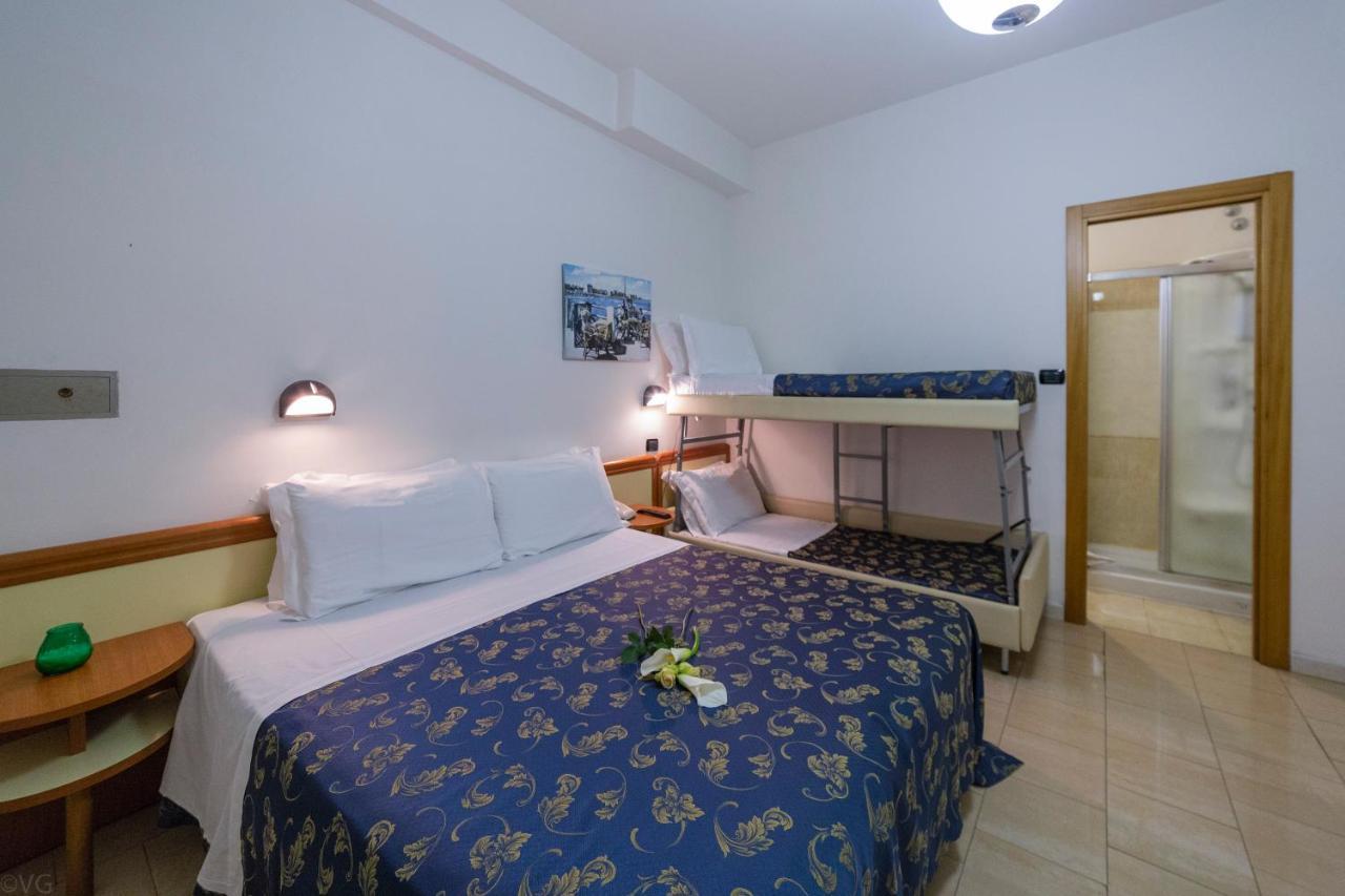 Hotel Sultano Rimini Buitenkant foto